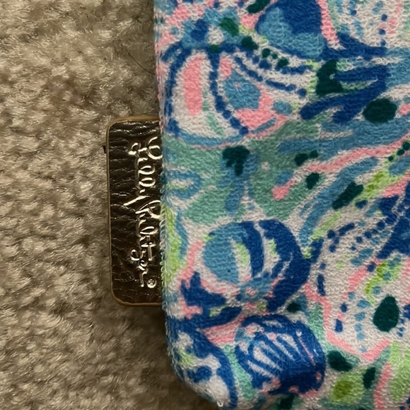 NWT Lilly Pulitzer Printed Pouch - Picture 3 of 3